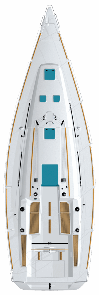 Draufsicht auf weiße Segelyacht mit Teakdeck und blauen Decksluken